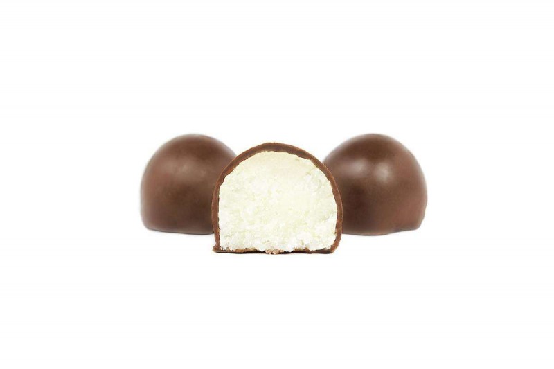 Bolitas de Coco bañadas de chocolate