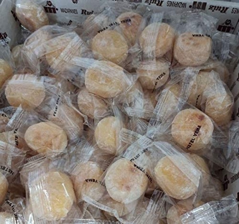 Pasteles de Yema Mazapan de Toledo