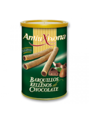 Tin containing crunchy biscuit wafers with creamy chocolate filling Antiu Xixona