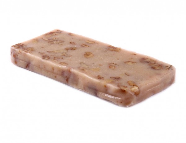 Turrón de nueces con mazapán