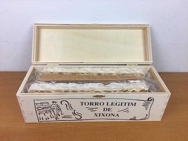 Caja de madera para 3 turrones de 500g