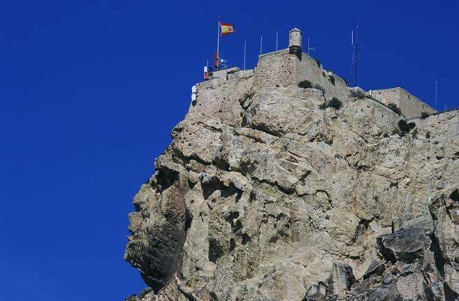 castillo-santa-barbara