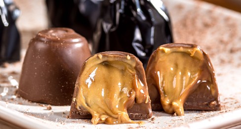 Bombones rellenos de turrón